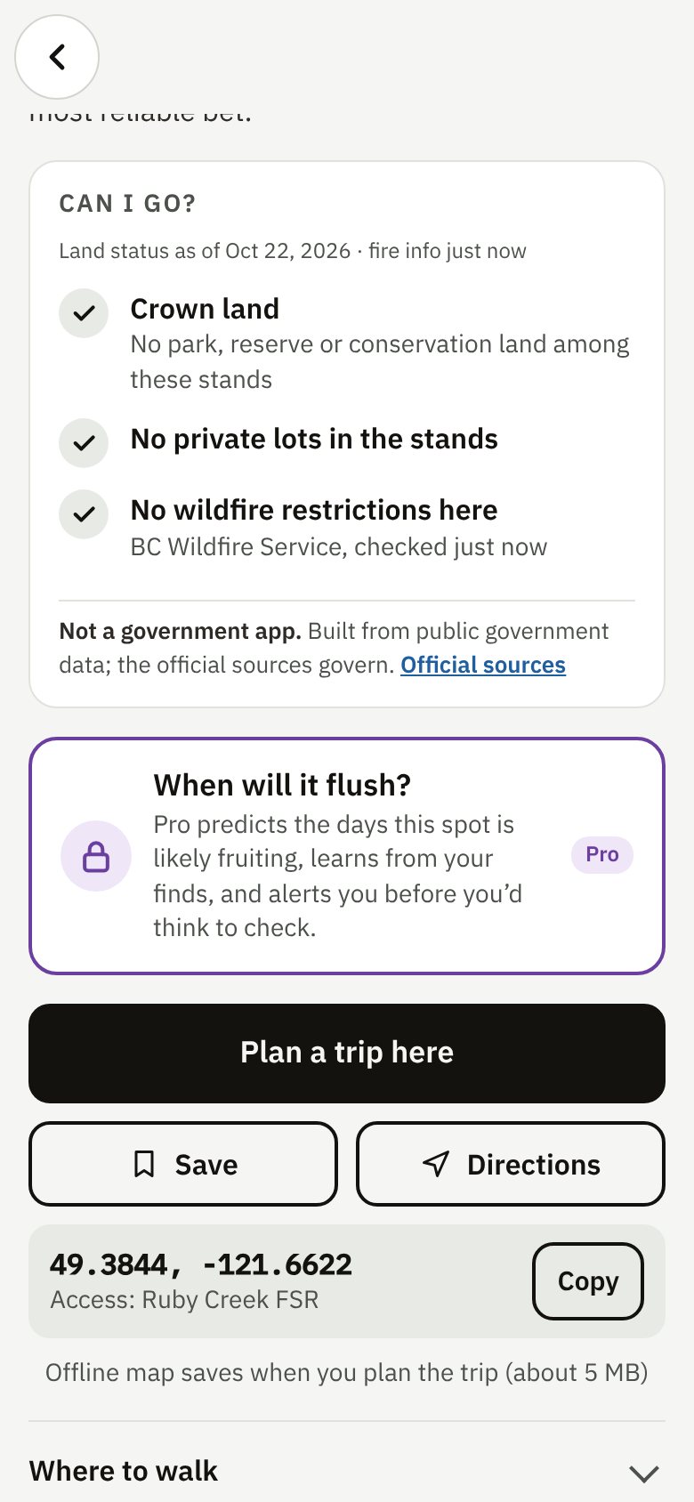 The Can I go? card for Deer Lake and Slollicum Lake: Crown land, no private lots in the stands, no wildfire restrictions.